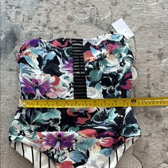 Reversible Black and Purple One Piece Swimwear - Picture 10 of 10